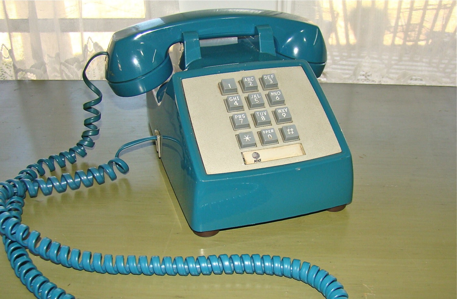 Teal Tabletop Telephone. Working PushButton Phone. Original