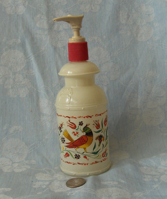 Avon lotion dispenser folk art milk can Vintage 1970s