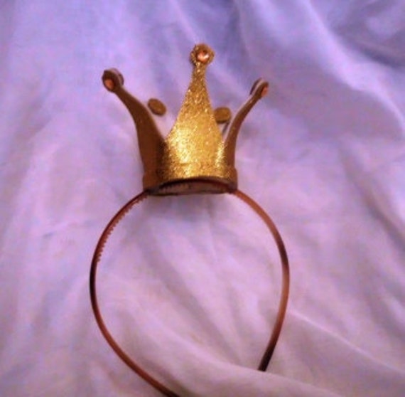 gold crown mini queen of hearts tiny sparkle princess