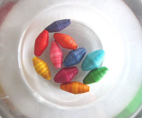 Rainbow Mix - Paper bead bicone, pink, fuchsia, red, coral, orange, mustard, green, turquoise, blue, purple - length 1.5 cm - pack of 10