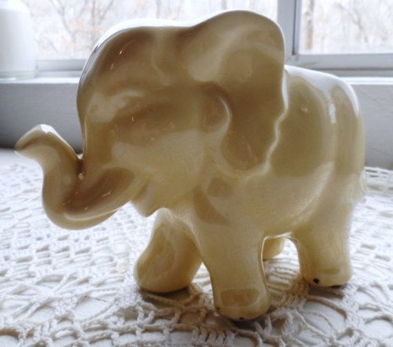 SALE Vintage McCoy Style ELEPHANT Planter Buttercup Yellow