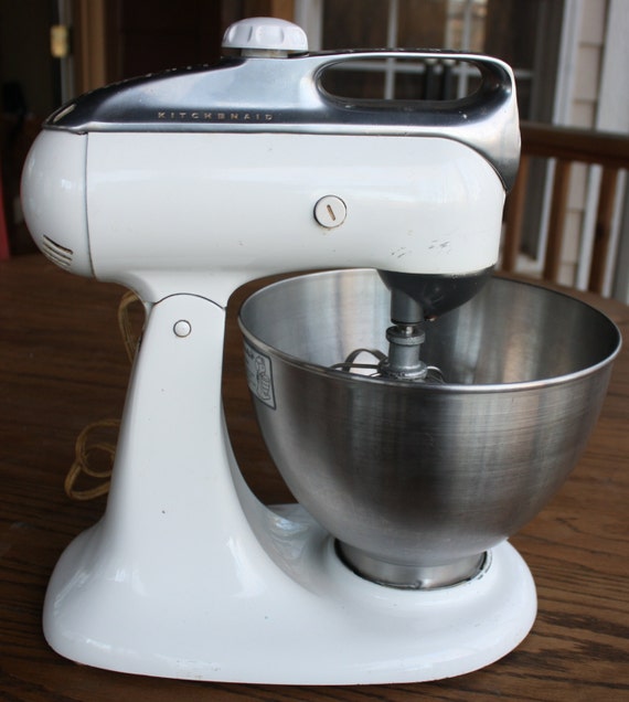 1960 Vintage White Kitchen Aid Stand Mixer with Beater and