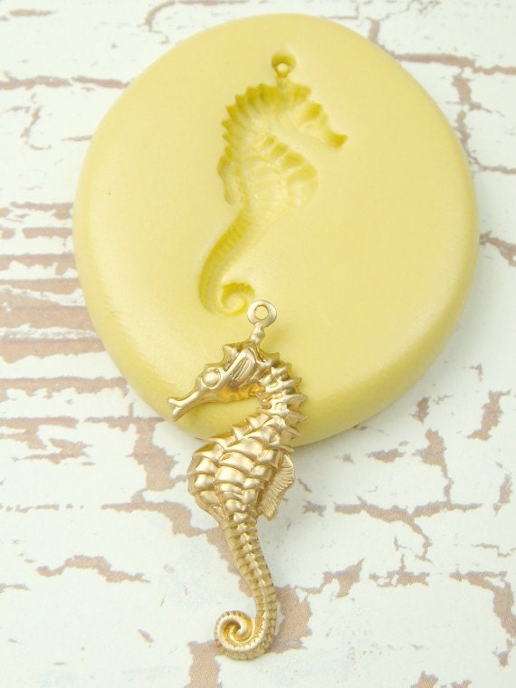 SEAHORSE with bail left facing Flexible Silicone Mold by Molds