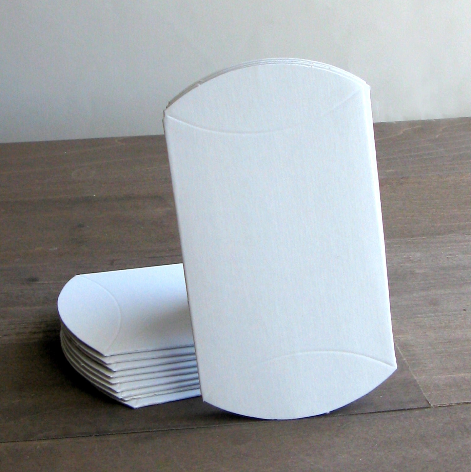 50 small white pillow boxes 3 1/2 x 3 x 1 inch by Artesenias