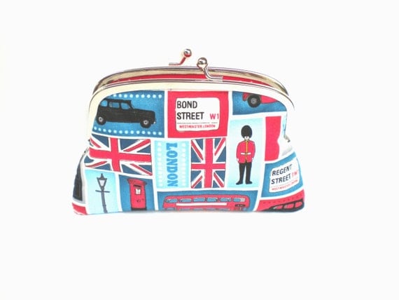 Bold London coin purse by PursePoppet