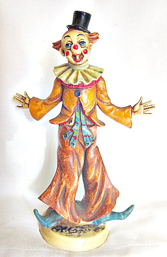 Clown Figurine ID 050