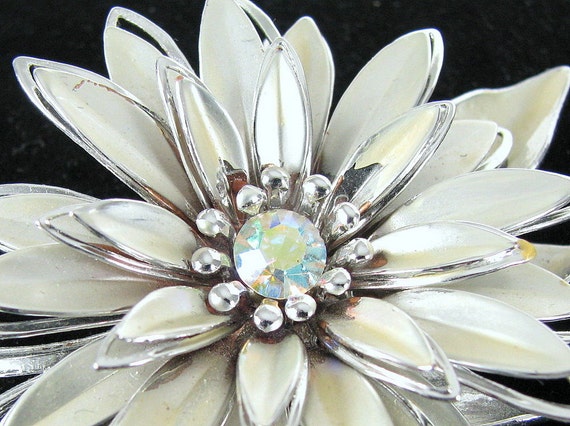 Vintage Jewelry Large Silver Flower Brooch by bytheway on Etsy