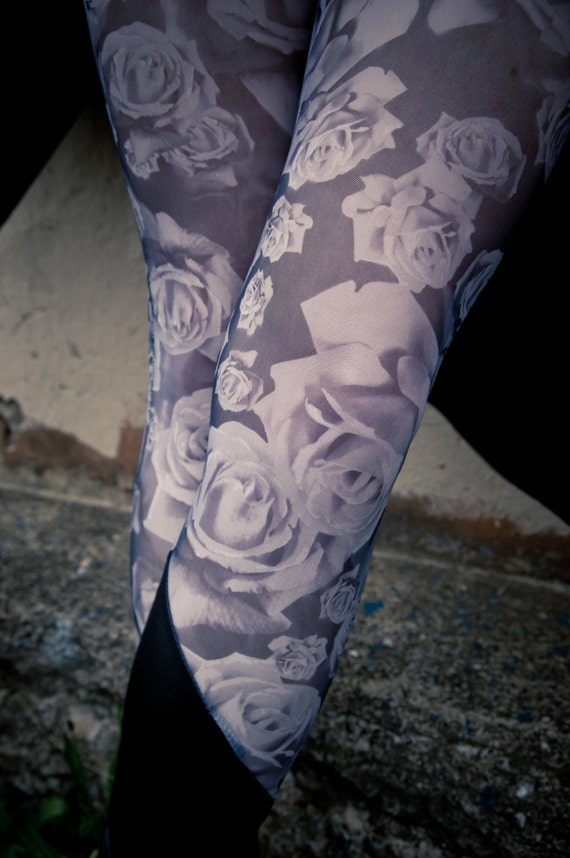 Items similar to Rose print leggings on Etsy