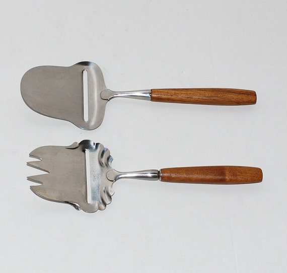 Vintage Spar Norway Cheese Slicers Pair