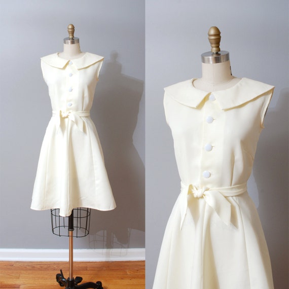 1960s Dress Pale Yellow Peter Pan Collar Dress with Full