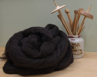 Finnish Wool - Natural Black - Undyed Roving for Spinning or Felting (8 oz)