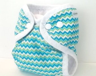 Newborn Pocket Cloth Diaper with umbilical cord snap Zig Zag