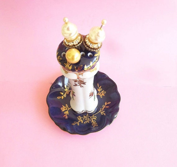 Antique Vintage Hat Pin Holder Royal Vienna Designer Signed
