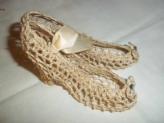 vintage crochet high heel shoes 4 size pair of by vintage crochet high heel shoes 4 size pair of by