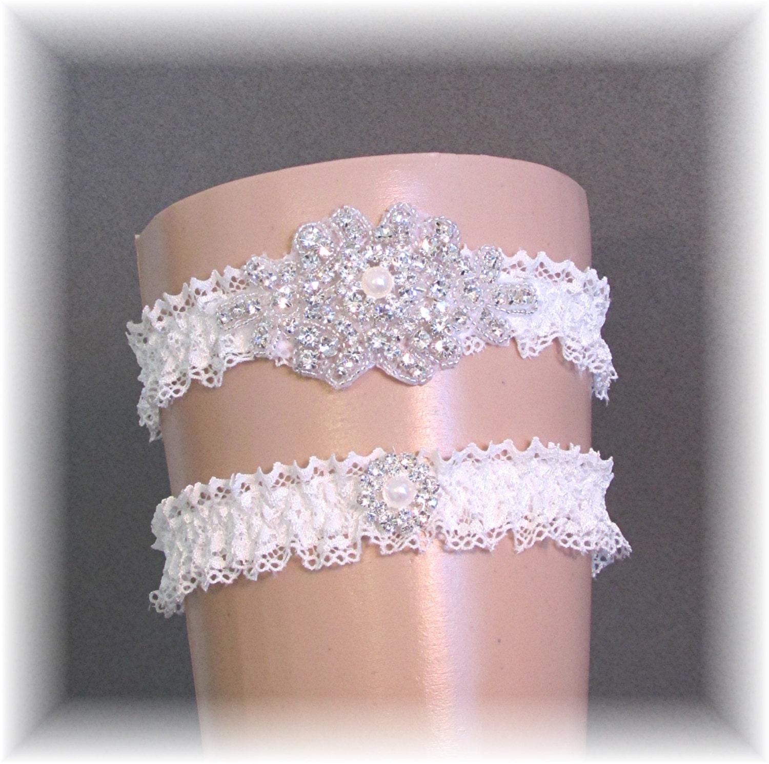 Vintage Style Wedding Garter Set Bridal Garter by SimplyWeddings