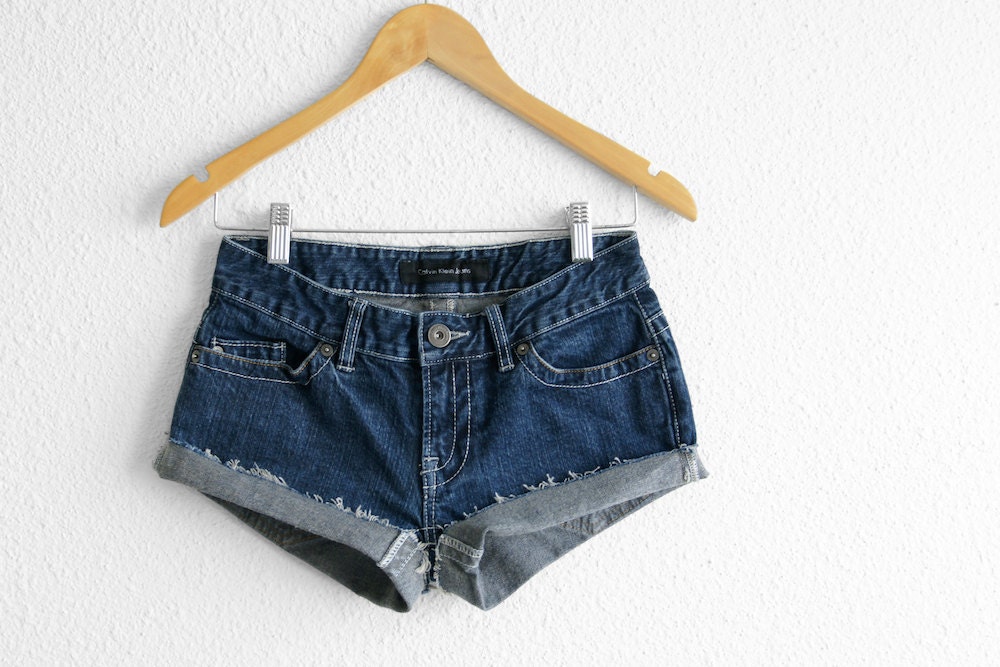 Calvin Klein Denim Shorts size 0 Shorts Vintage CK Jean Shorts Indigo Vintage Shorts Denim 