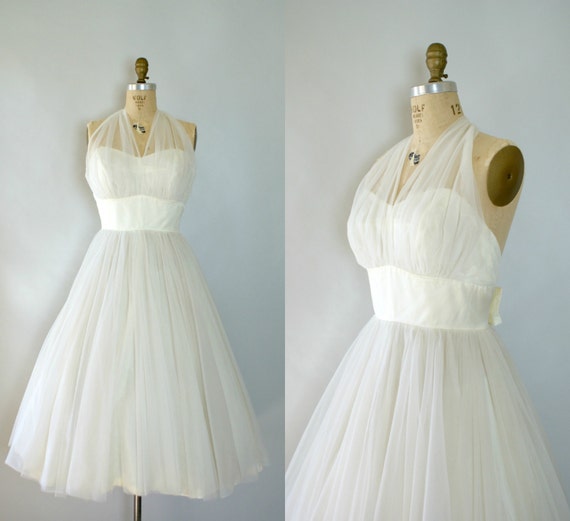 Vintage 1950s Wedding Dress Ivory Chiffon Halter Neck Summer