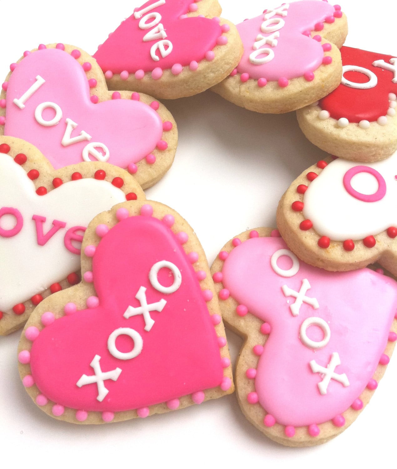 love-heart-cookies-3-4-cookies