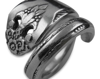 Eco Friendly Silverware Jewelry, Spoon Ring - Lovely Lady 1937
