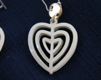 Vintage 80's Echo Heart Earrings
