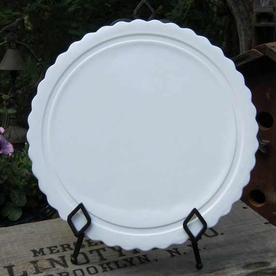 Milk Glass Cake Plate with Scalloped Rim by oakhillvintage on Etsy