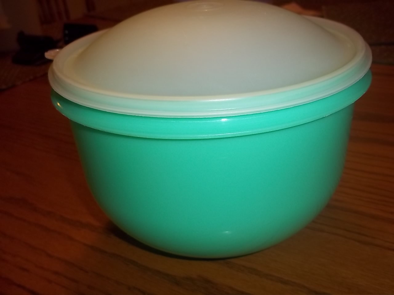 Vintage Tupperware Lettuce Keeper Crisper Keeper Crisp It with