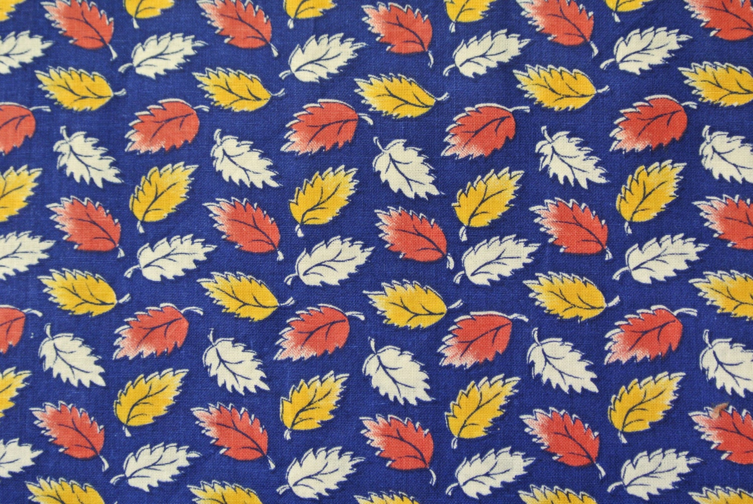 Vintage 1970s fabric in highquality unused cotton/ synthetic