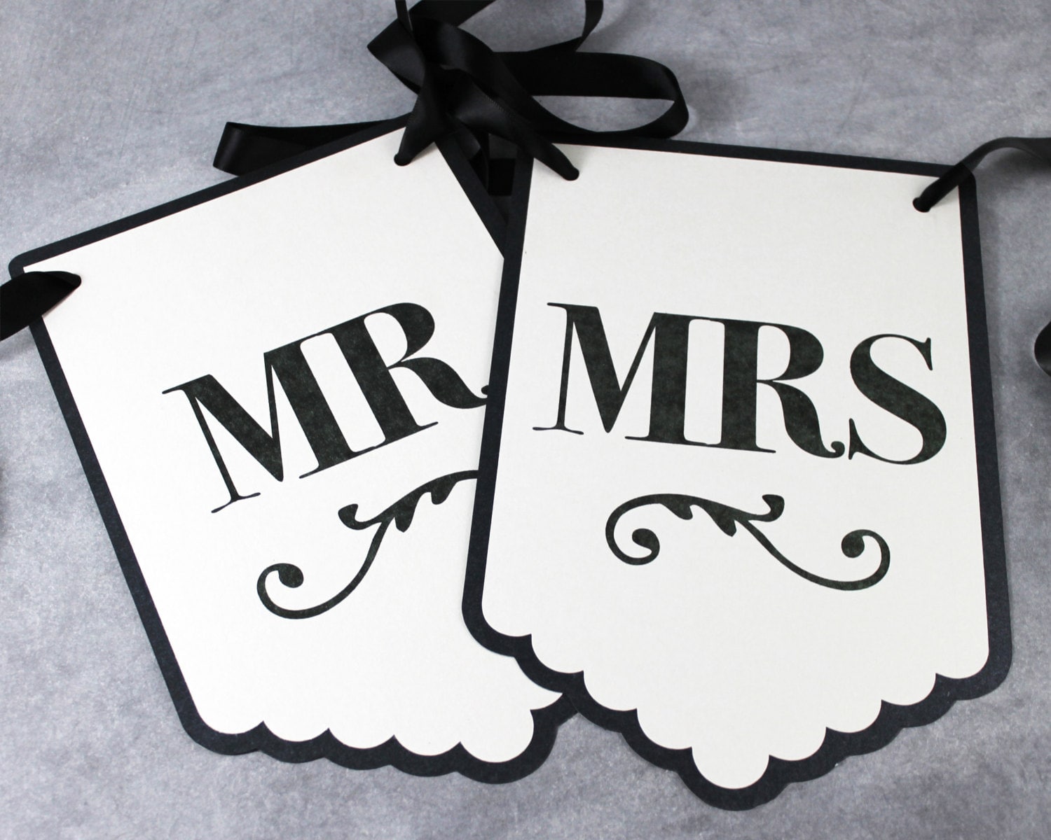 Mr and Mrs Signs