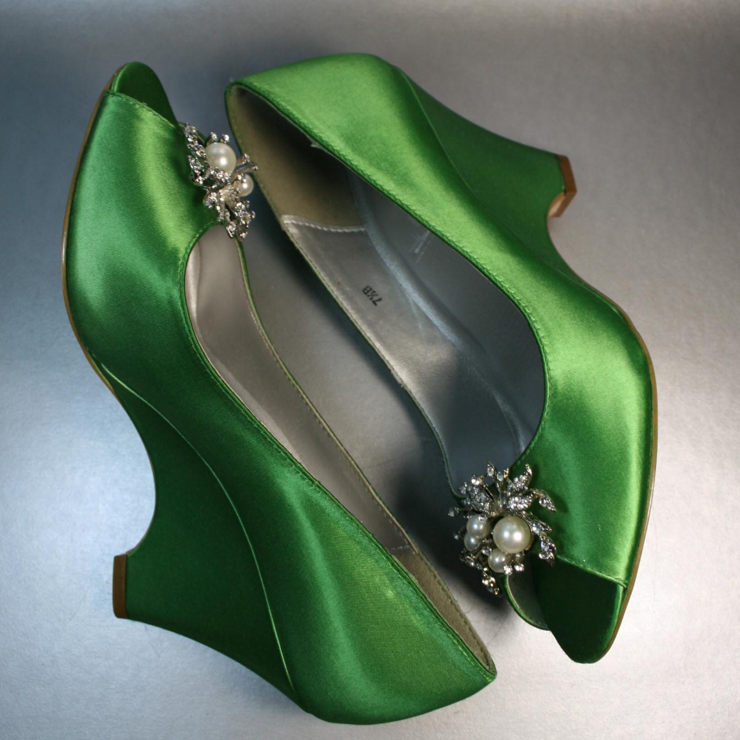 emerald green wedge heels