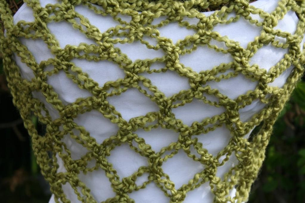 Crochet Celtic Love Knot Shawl Wrap In Green Apple by