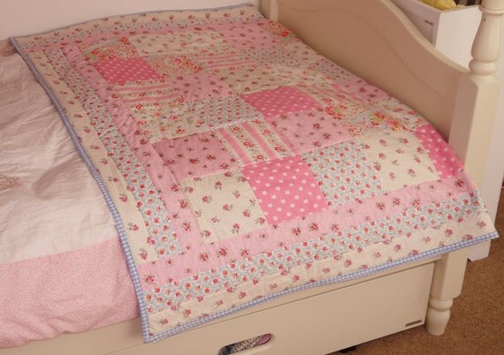 handmade-patchwork-quilt-single-bed-size-cath-kidston-fabric