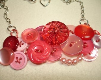 Vintage Button Necklace - FANCY THAT -Vintage Jewelry - PINK -Vintage Buttons