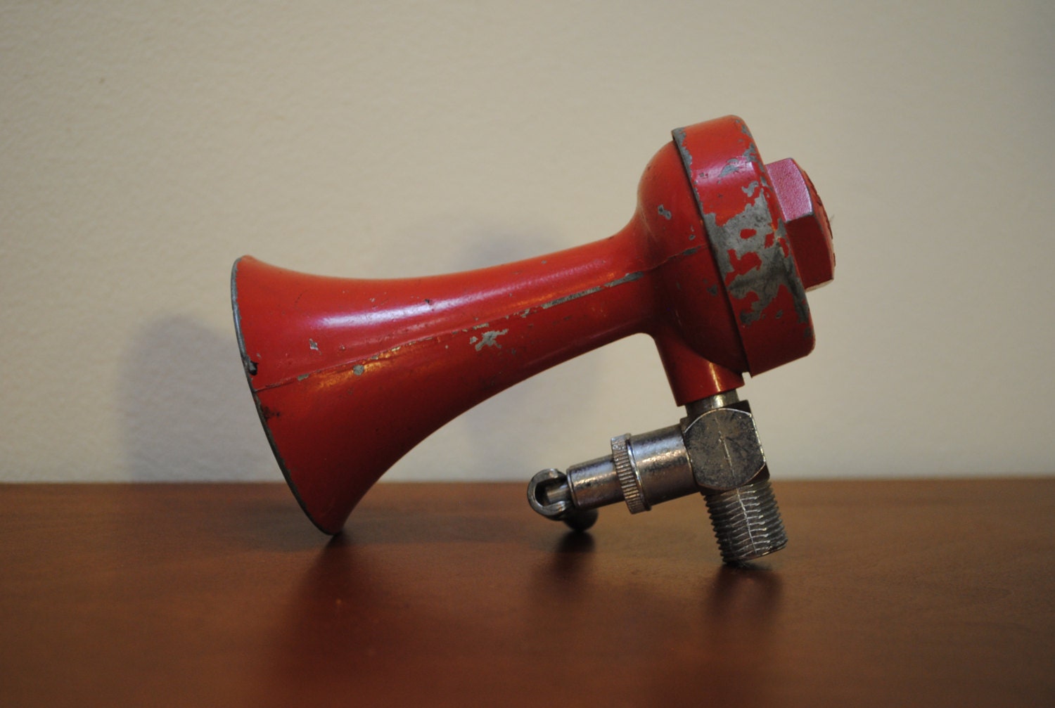 Falcon Red Distress Air Horn Boat Horn Red Lake House