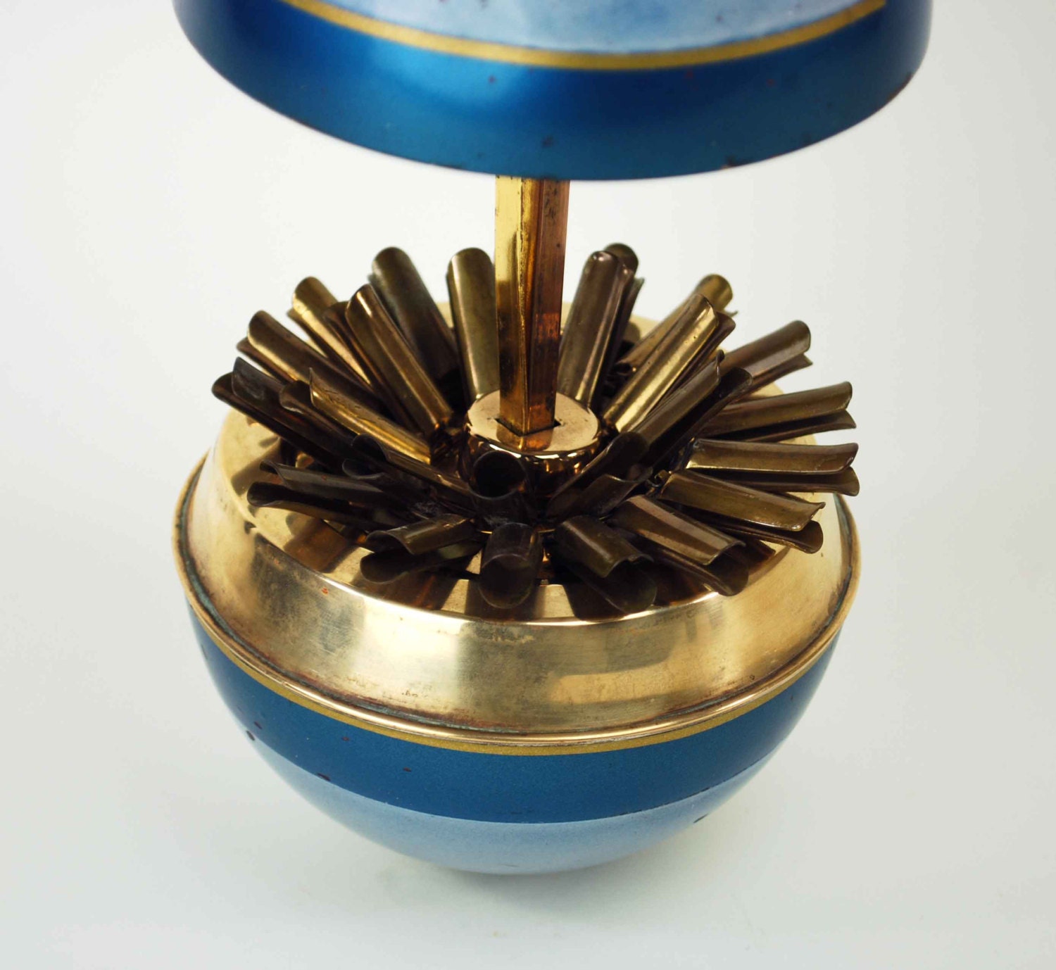Art Deco PopUp Cigarette Dispenser // Vintage Blue Metal Ball