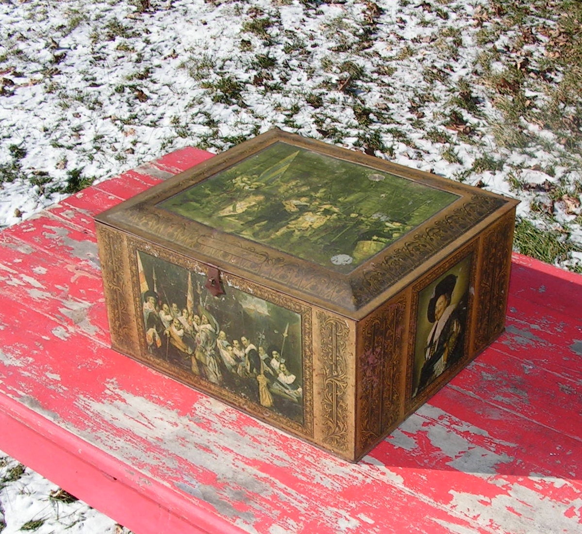 Large Early 1900s Rembrandt Artist Biscuit Tin Beechnut Factory