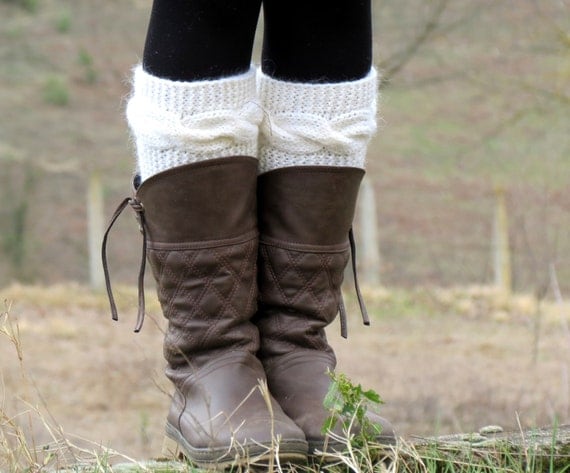 Knitted Boot Cuff Woman ivory Short Cable Knit Boot Cuffs.
