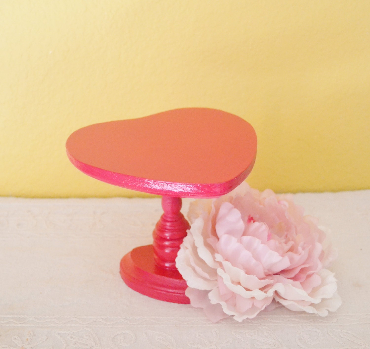 Custom Heart Shaped Cupcake/Cake Stand