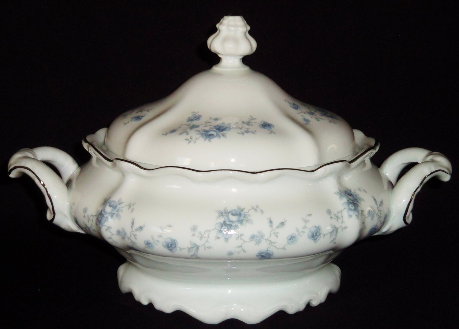 Vintage Johann Haviland Blue Garland Covered Serving Dish