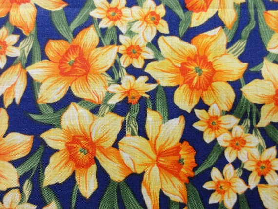 Daffodil flower fabric with blue background Fat Quarter