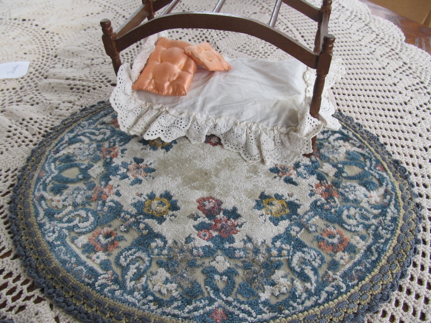 doll house rug