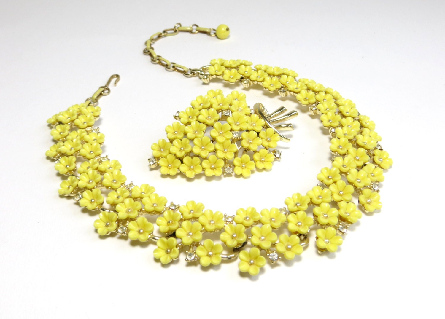Vintage Coro Yellow Flower Necklace and Brooch with