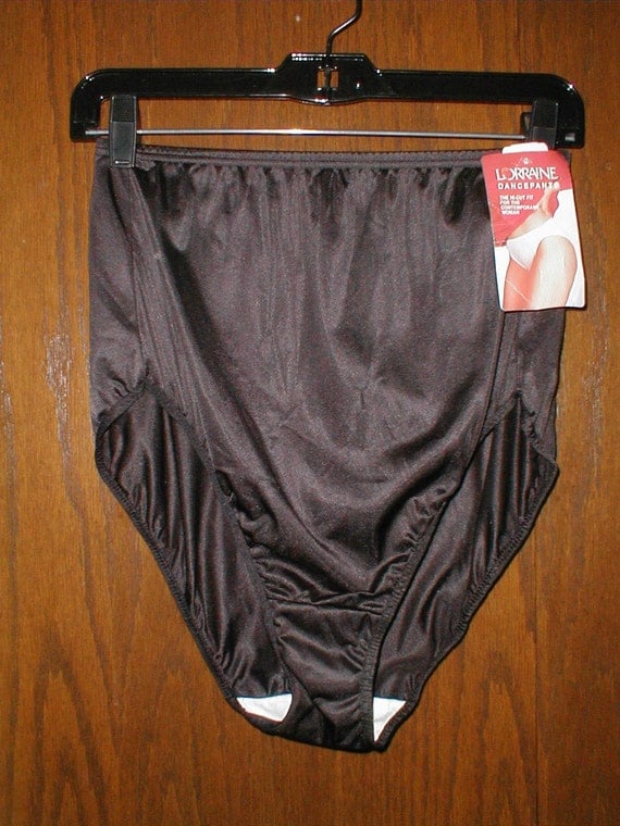 vintage LORRAINE Dancepants Panties BLACK size 7 New With Tags