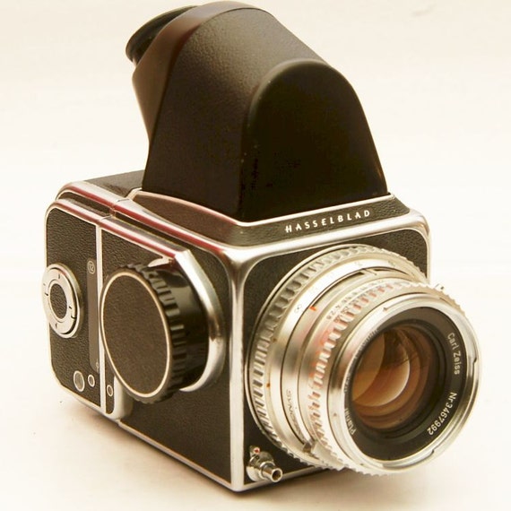 Vintage Hasselblad 500C Camera with 80mm f2.8 Planar Lens and