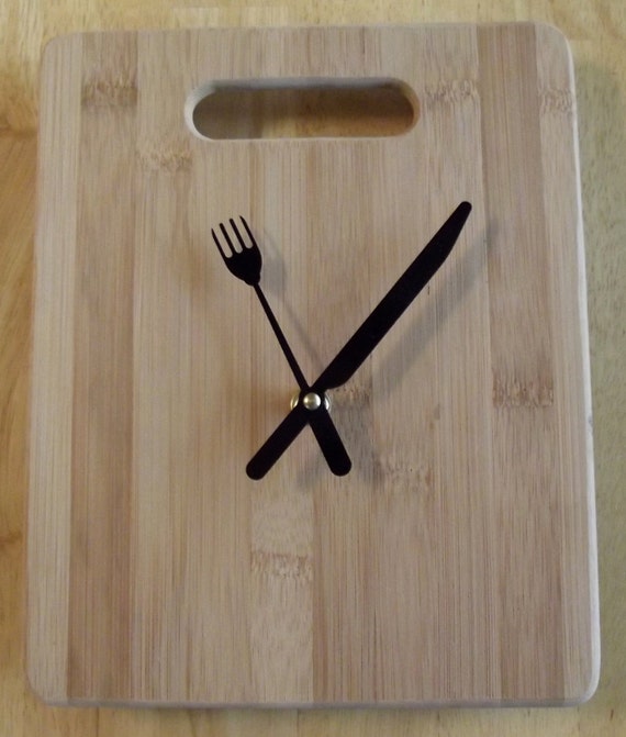 Kitchen Cutting Board Clock by ATreasureInTime on Etsy