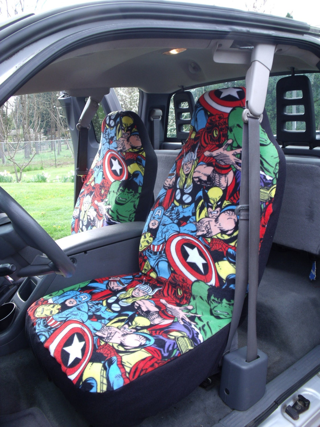 1 Set of Marvel Comic Print Car Seat Covers and steering