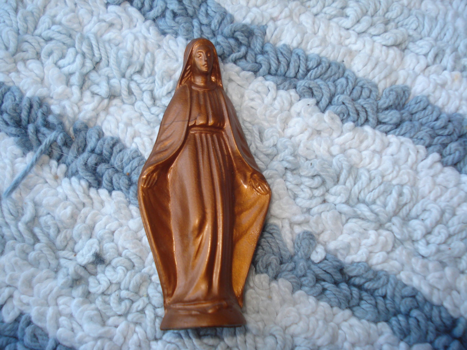 virgin mary plastic statue