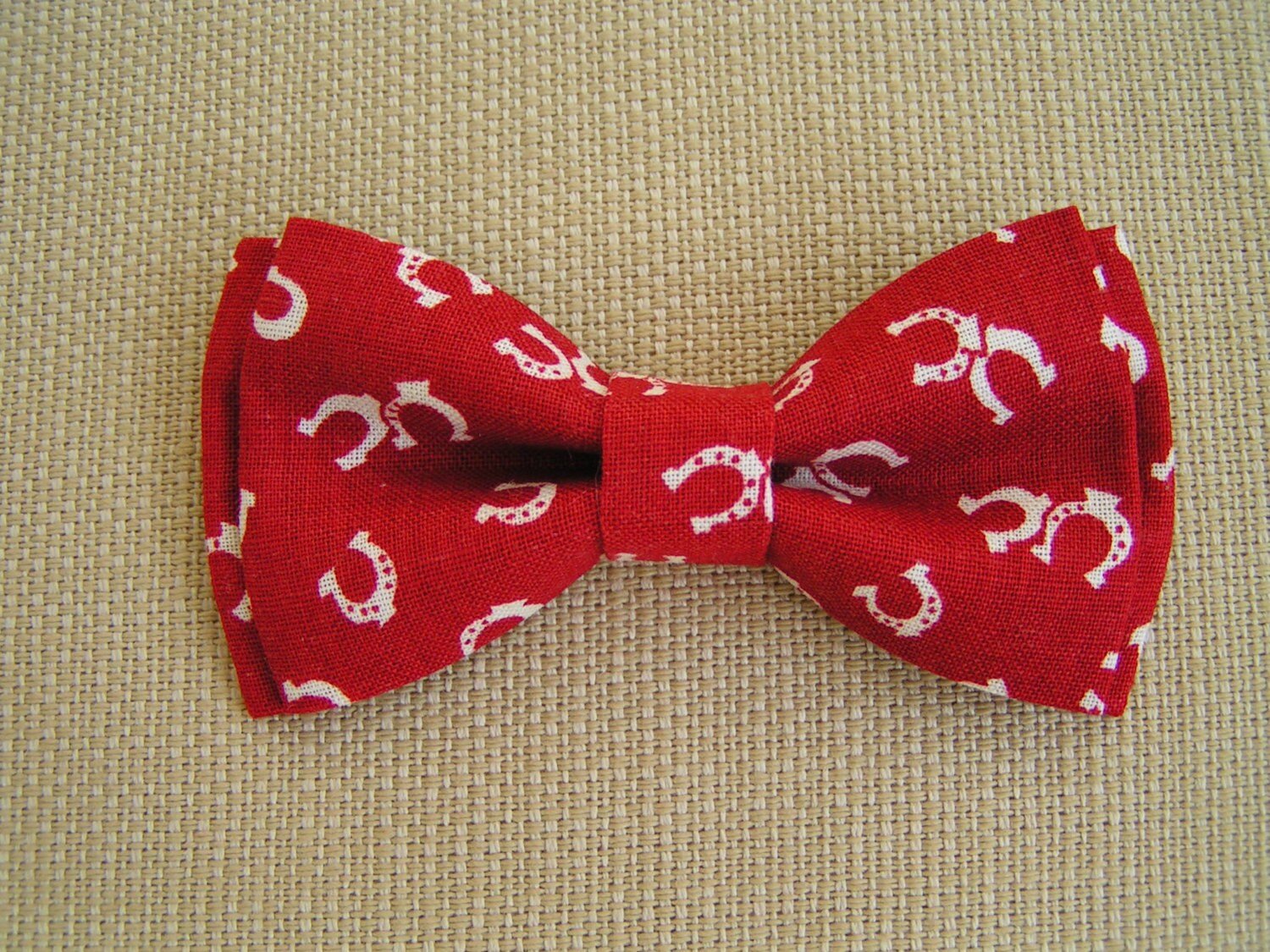 Red with White Horseshoes Bow Tie for Boys and Men Bow tie