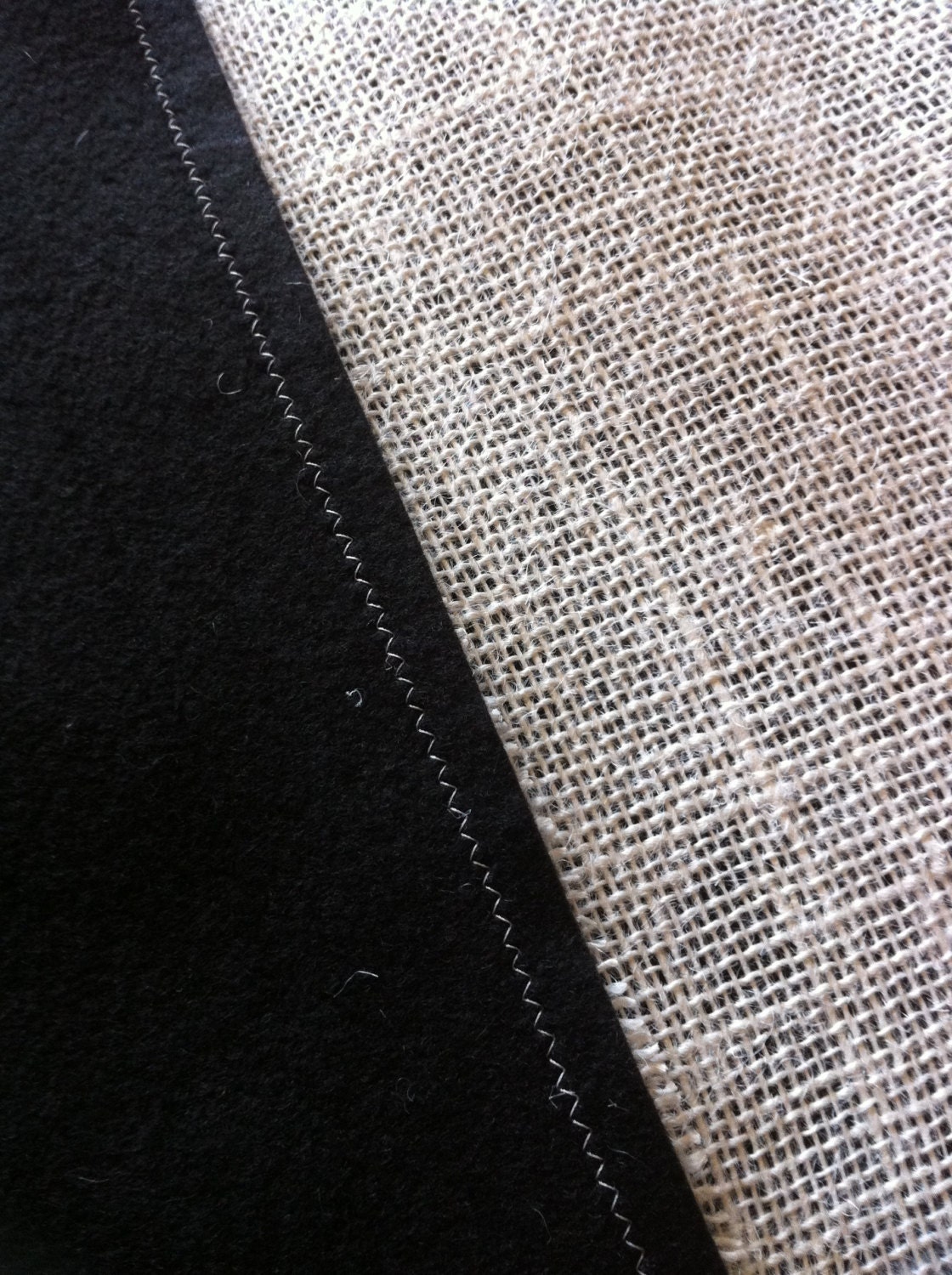 4 Shabby Chic Placemats made of Burlap with Toile in Black