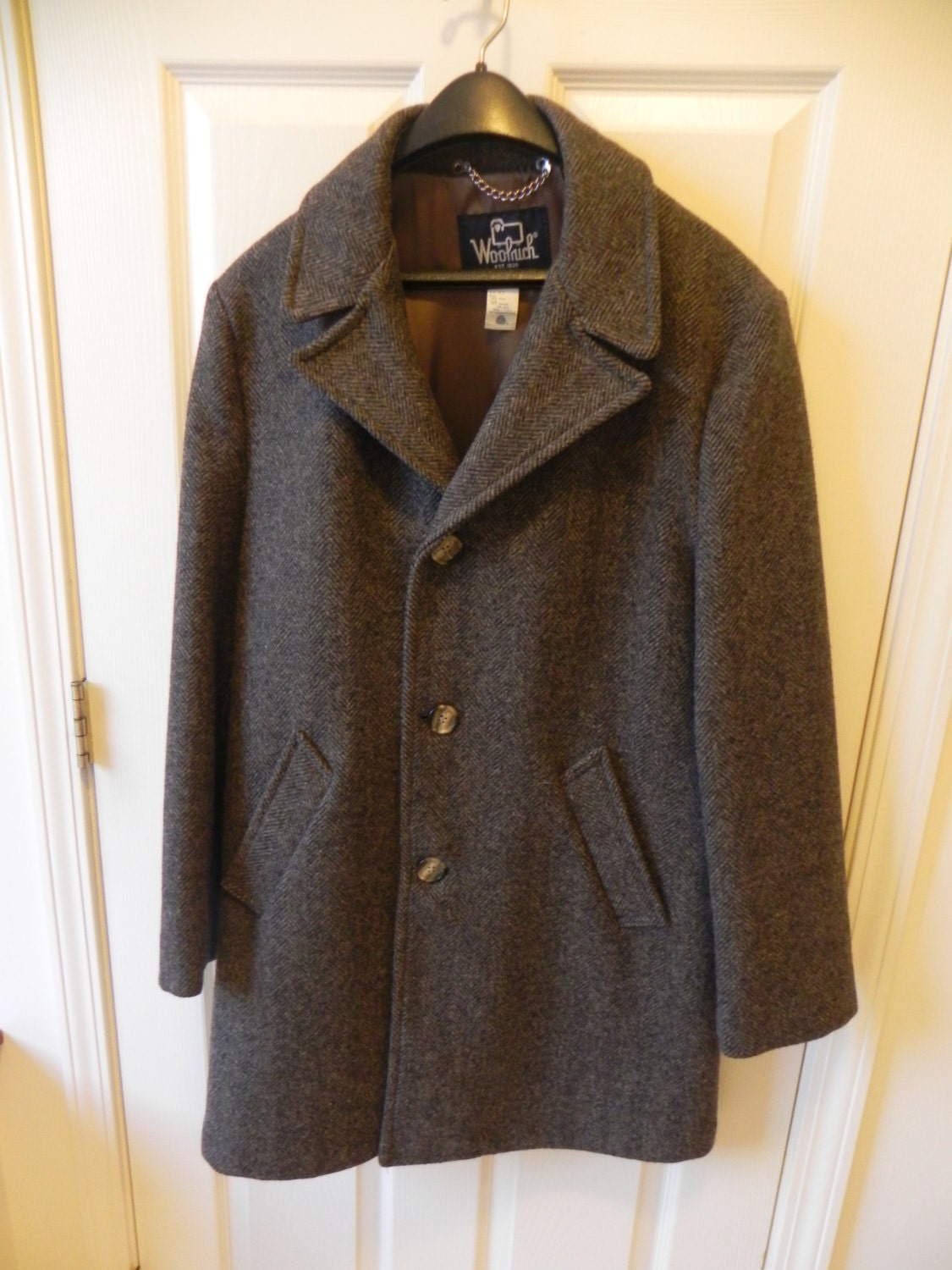 Mens Woolrich overcoat // wool herringbone tweed // 40
