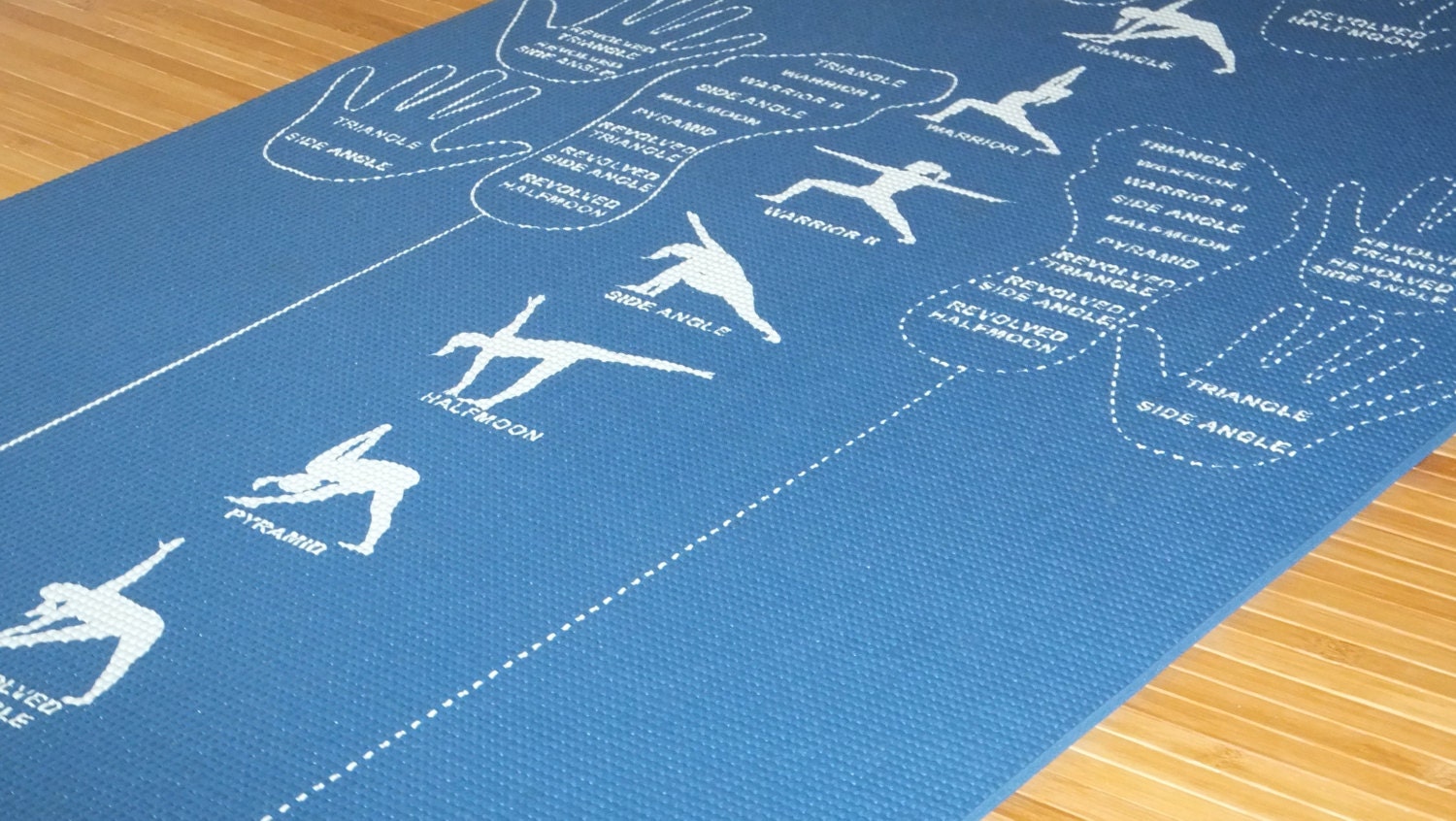 Instructional Yoga Mat / Alignment Yoga Mat with hand and foot